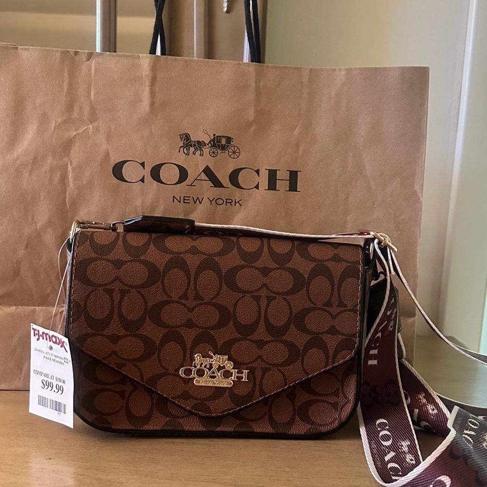 Coach Signature Canvas